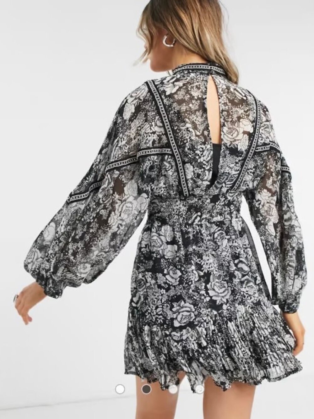 TOPSHOP Floral Stud Trim Mini Dress with stud details Black & White, Size 8 - Picture 3 of 16